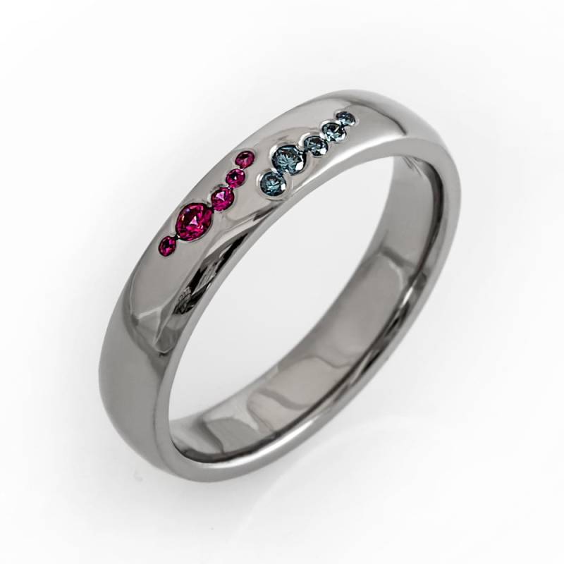 Bündiges Set Blauer Diamant Ring, Rubin Alternatives Ehering, Moderner Brillant Ring von KorusDesign