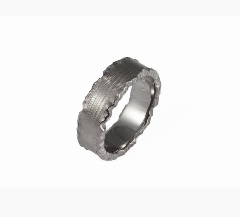 Einzigartige Geschmiedet Ehering Für Männer Und Frauen, Herren Ehering, Titanring, Unisex Breite Gehämmert von KorusDesign