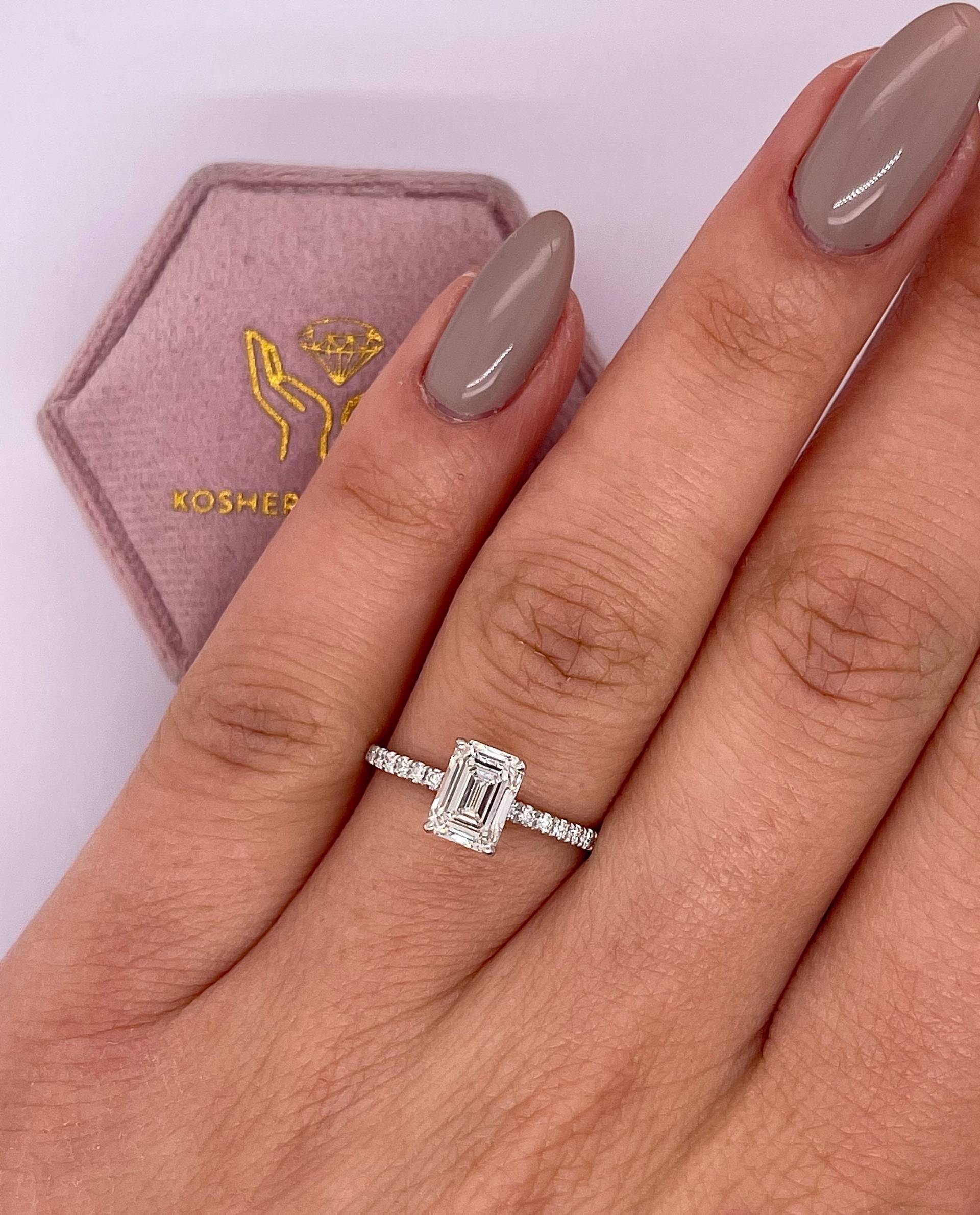 1.25 Karat D Farbe Vvs2 Klarheit Igi Zertifiziert Smaragdschliff Labor Gewachsen Diamant Solitär Versteckter Halo Verlobungsring 14K Weißgold von KosherDiamond