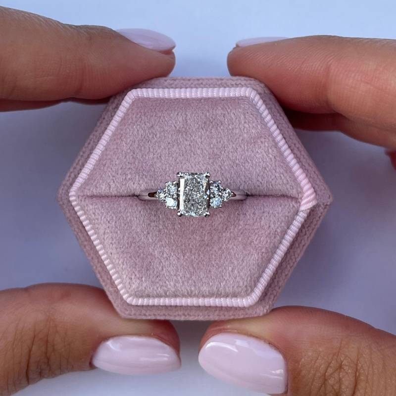 1.30 Karat E Farbe Vvs2 Klarheit Igi-Zertifizierter Diamant-Verlobungsring Mit Strahlendem Schnitt, 14K Weißgold von KosherDiamond