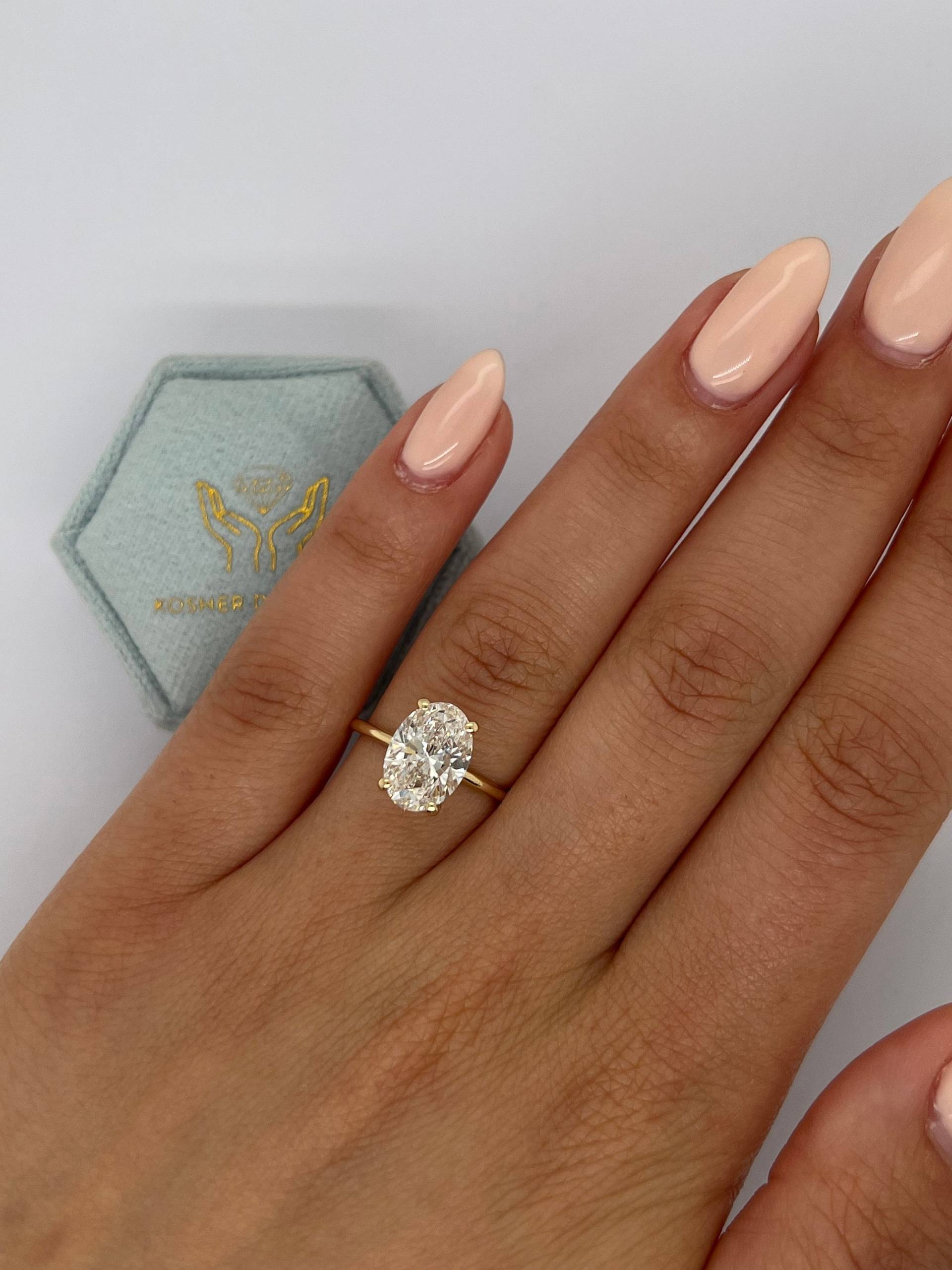 2.5 Karat Oval G/Vs1 Diamant Solitär Verlobungsring, Cvd Versteckter Halo-Verlobungsring, Lab Erstellt Diamantring, 14K Gelbgold von KosherDiamond