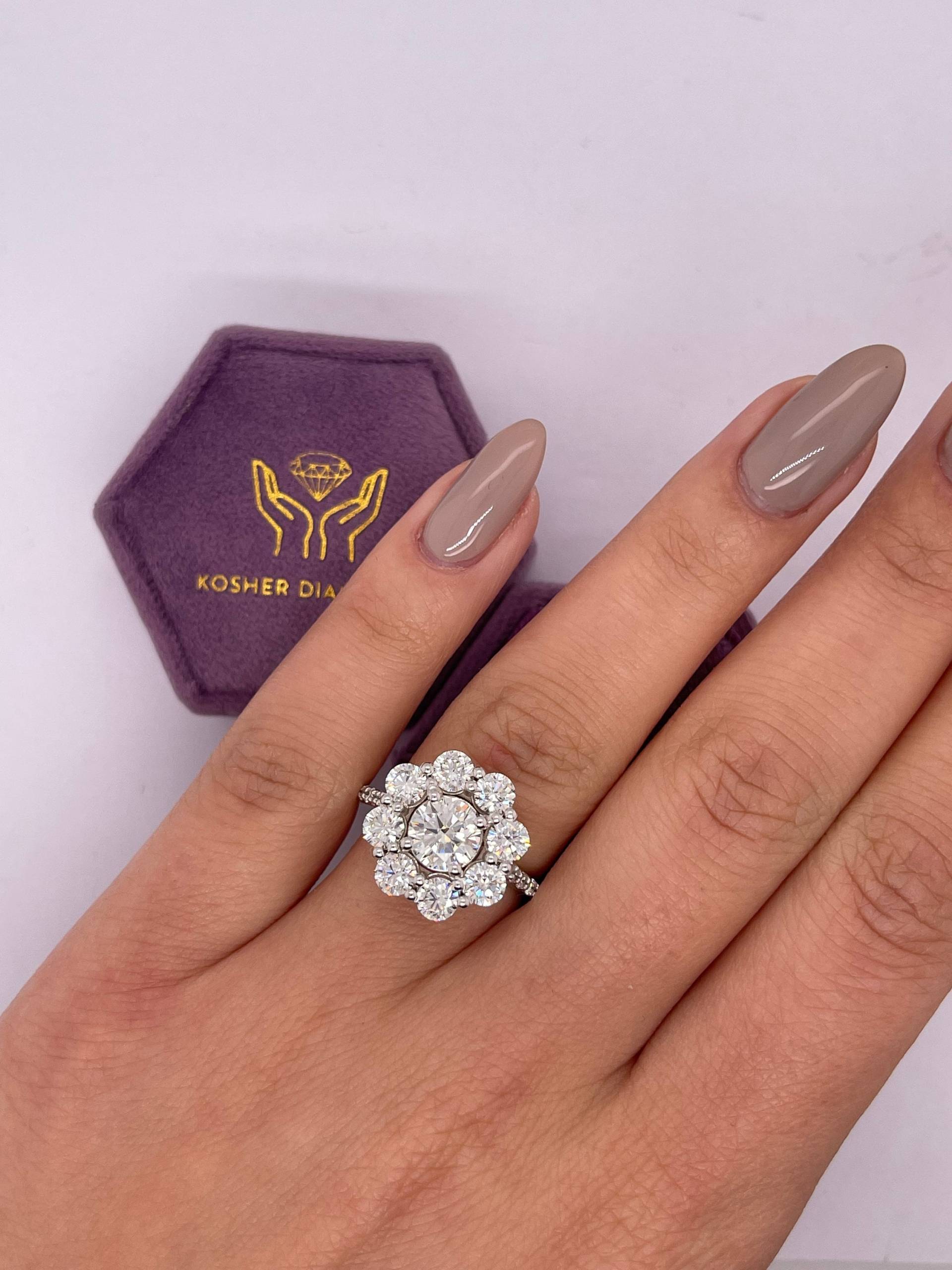 Einzigartige Cluster Blume Design 2.50 Karat Insgesamt D Farbe Vvs2 Klarheit Runde Ideal Schnitt Lab Gewachsen Diamant-Verlobungsring 14K Weißgold Einzigartige Cluster Blume Design 2.50 Karat Insgesamt D Farbe Vvs2 Klarheit Runde Ideal Schnitt Lab Gewachsen Diamant-Verlobungsring 14K Weißgold von KosherDiamond