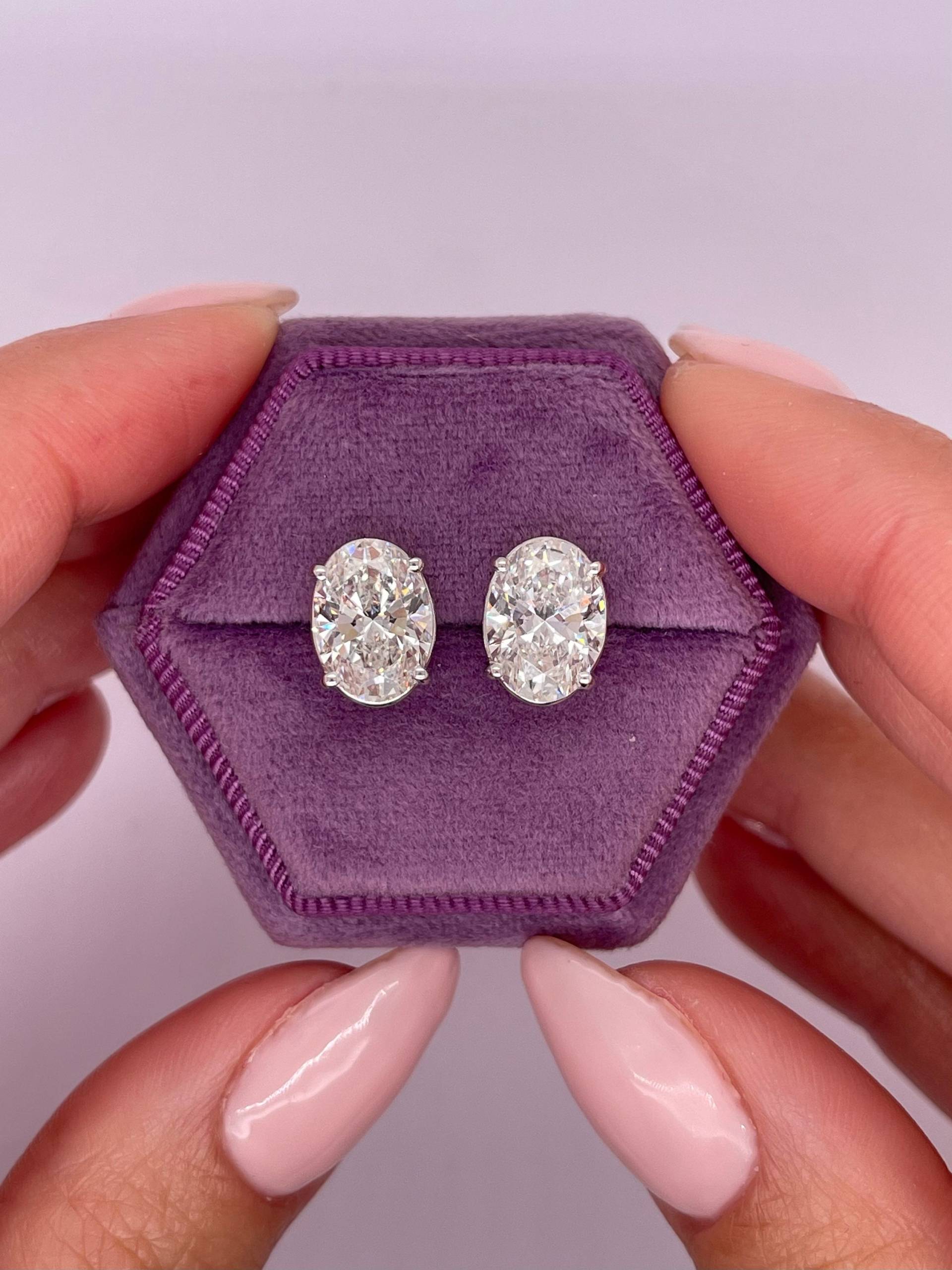 4 Karat Insgesamt E Farbe Vvs2 Igi Certified Oval Cut Lab Erstellt Diamant Ohrstecker, Perfekt Passende Diamanten, 14K Weißgold Pushbacks 4 Karat Insgesamt E Farbe Vvs2 Igi Certified Oval Cut Lab Erstellt Diamant Ohrstecker, Perfekt Passende Diamanten, 14K Weißgold Pushbacks von KosherDiamond
