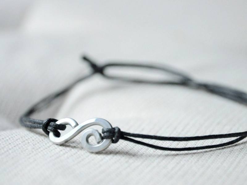 Für Ihn Armband - Aluminiumdraht Und Gewachste Baumwolle Männer Unisex Vegan Freundlich von Kosmika