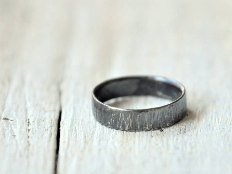 Oxidized Sterling Silver Band - Custom Stamping On The Inside Available Man & Unisex von Kosmika