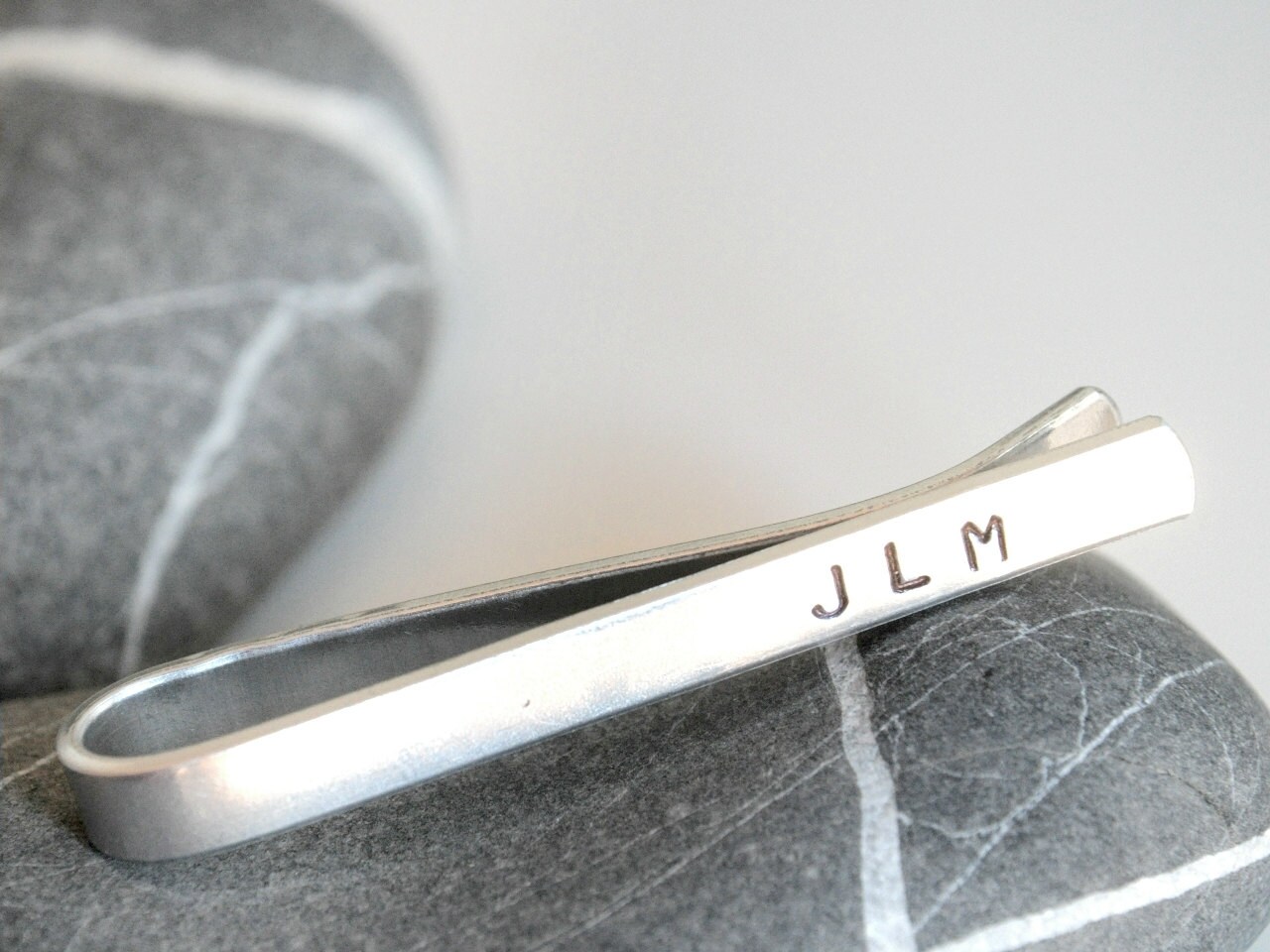 Personalized Aliminium Tie Bar With Custom Initials Or Numbers - Made To Order von Kosmika