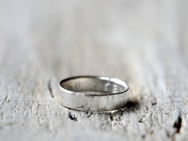 Sterling Silver Band - Custom Stamping On The Inside Man & Unisex von Kosmika
