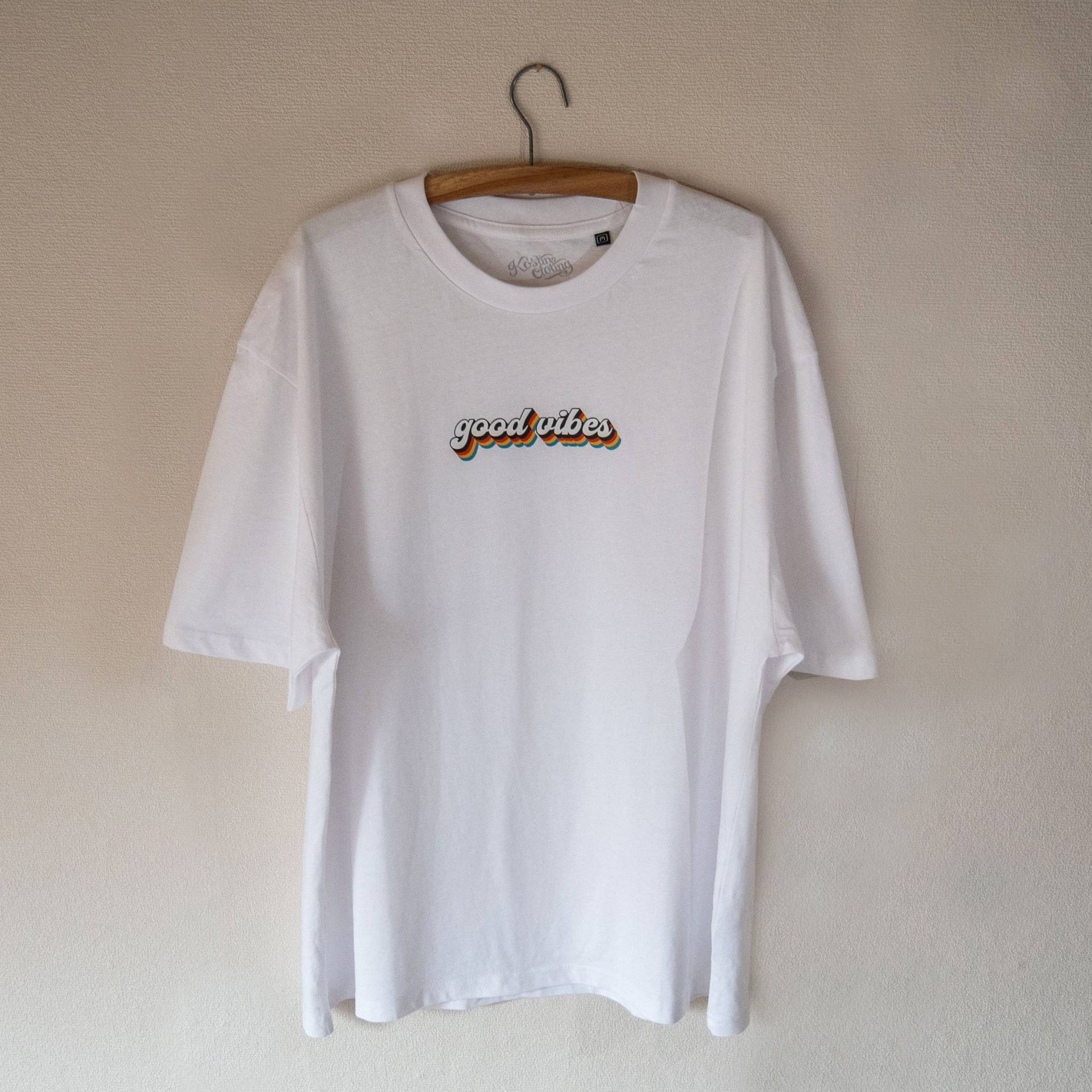 Good Vibes Logo Unisex T-Shirt Good Vibes Logo Unisex T-Shirt von KostinClothing