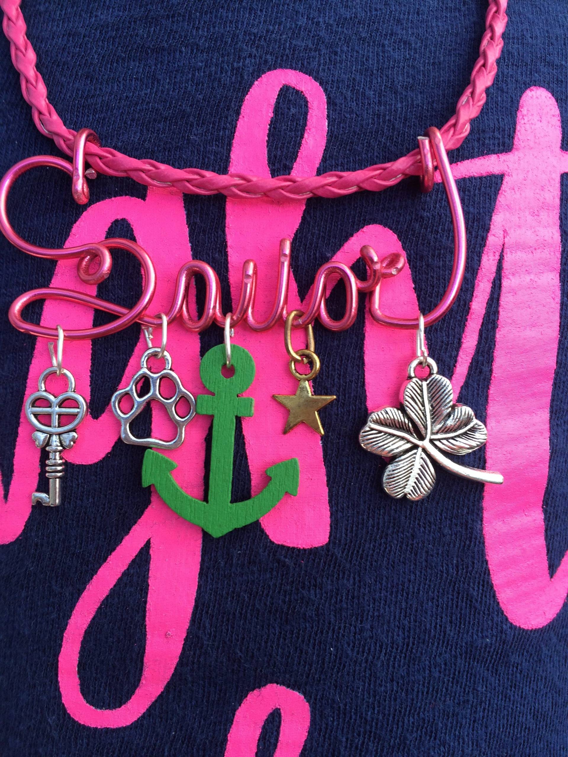 Name Monogramm Kette Charms Anhänger Mode Beliebte Unikat Handgefertigte Designs Name Monogramm Kette Charms Anhänger Mode Beliebte Unikat Handgefertigte Designs von KostoskiDesign