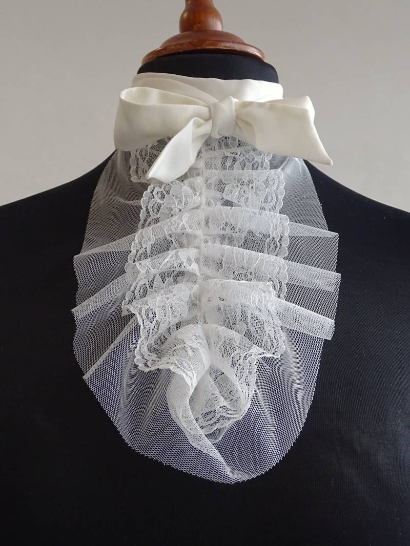 Jabot Mit Halsbinde Creme Fichu Spitze Victorian Gothic Rokoko Steampunk Wgt von Kostuemgeschichten