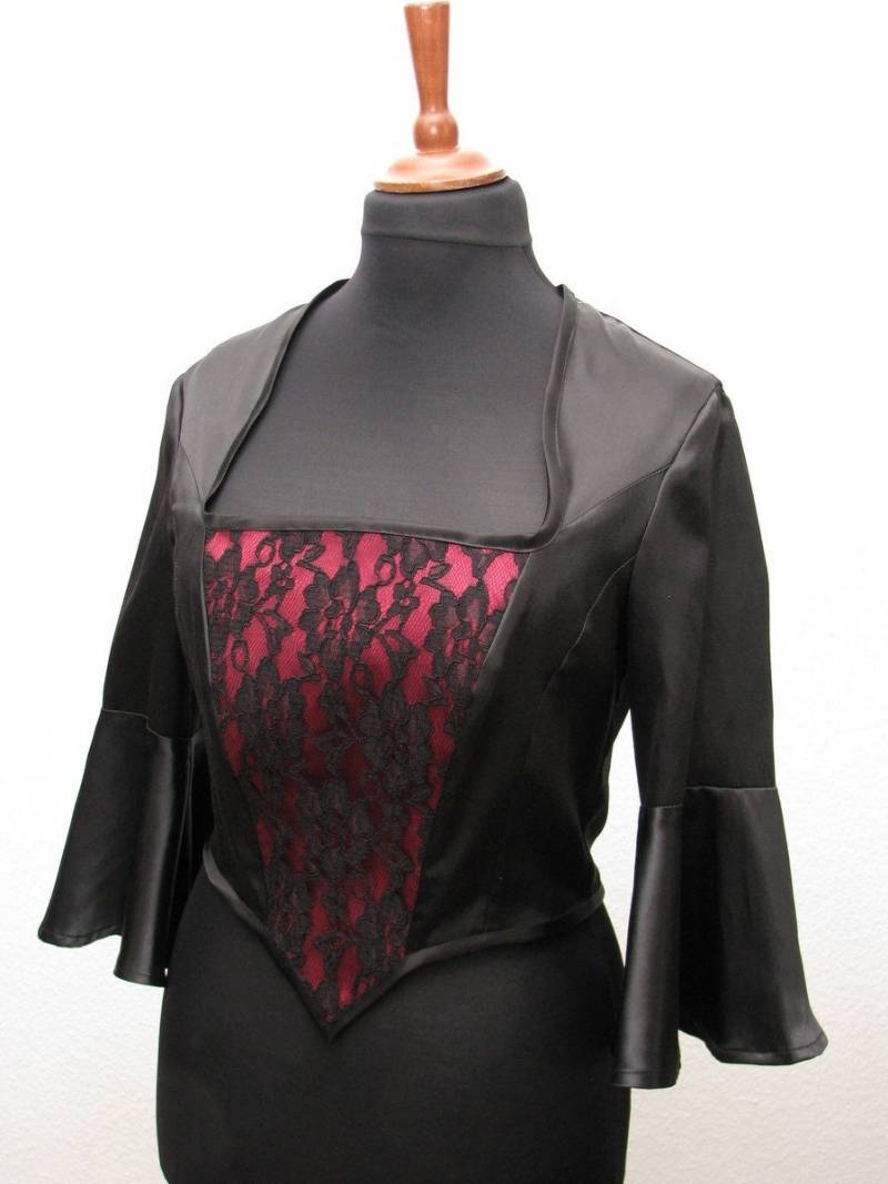 Oberteil Satin Spitze Schwarz Bordeaux Rot Barock Victorian Gothic Corsagentop Größe M Oberteil Satin Spitze Schwarz Bordeaux Rot Barock Victorian Gothic Corsagentop Größe M von Kostuemgeschichten