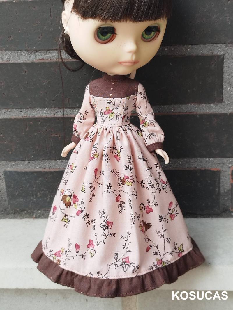 Langes Kleid Für Neo Blythe Puppen Langes Kleid Für Neo Blythe Puppen von Kosucas