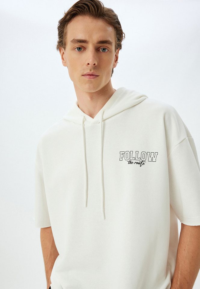 Koton Kapuzensweatshirt Kapuzenkragen Mit Aufdruck von Koton