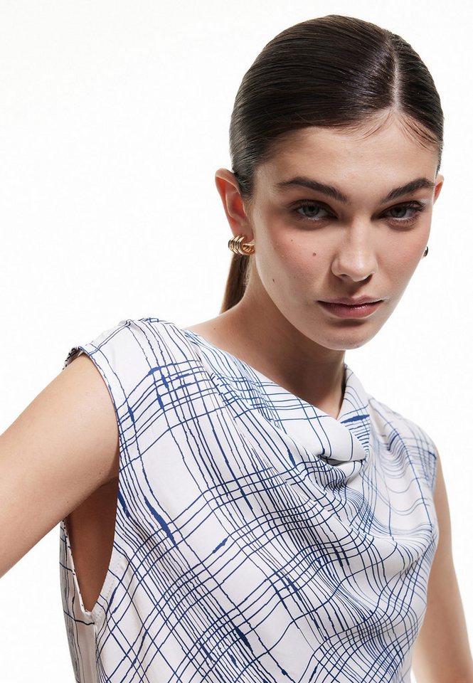 Koton Satinbluse Ärmellos Degaje Kragen Satinbluse von Koton