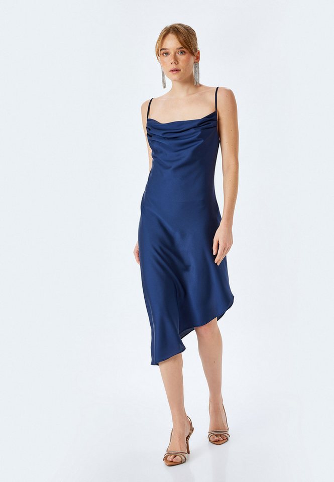 Koton Satinkleid Midi Länge Slip Kleid Satinkleid Koton Satinkleid Midi Länge Slip Kleid Satinkleid von Koton