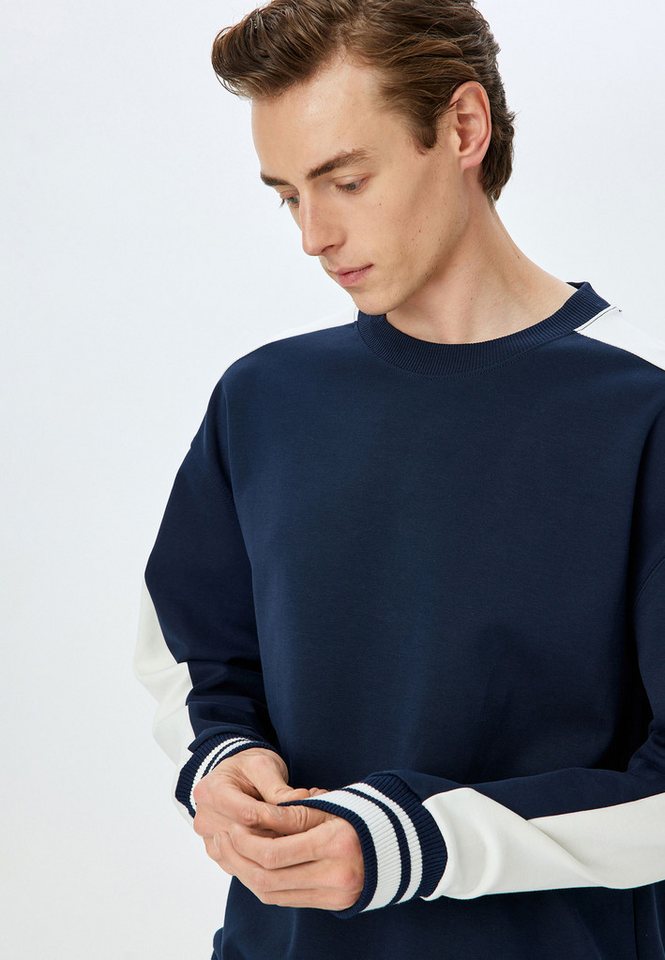 Koton Sweatshirt Rundhalsausschnitt Mit Farbblock Sweatshirt Koton Sweatshirt Rundhalsausschnitt Mit Farbblock Sweatshirt von Koton