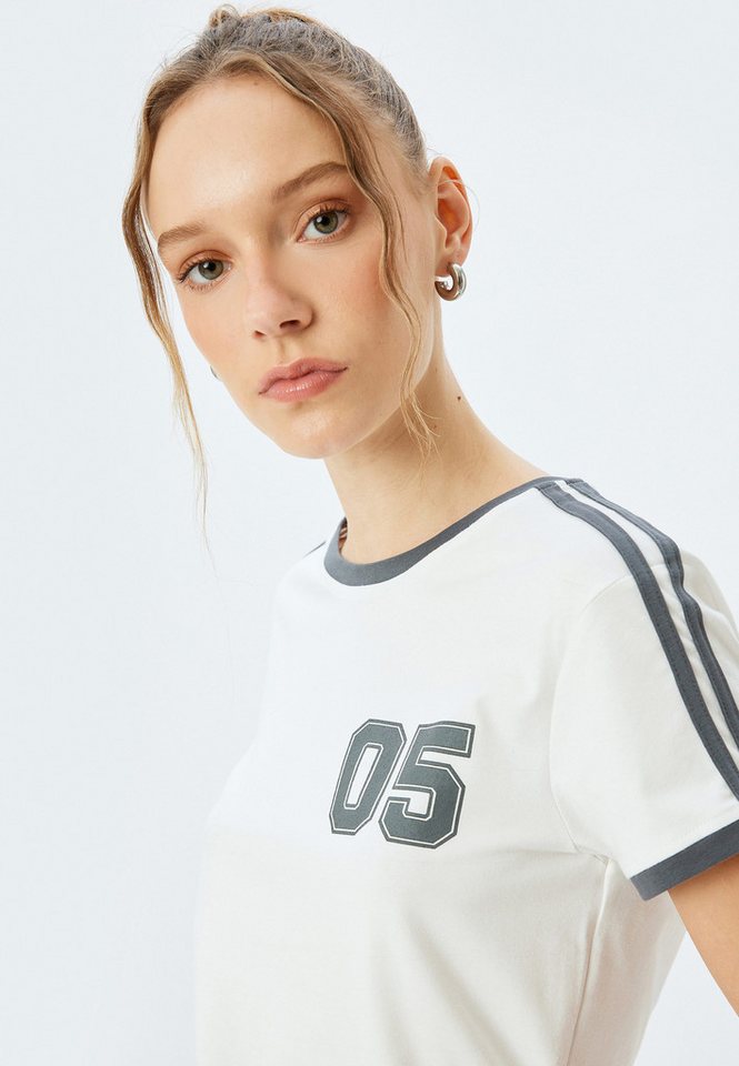 Koton T-Shirt Kurzärmelig Rundhalsausschnitt T-Shirt von Koton