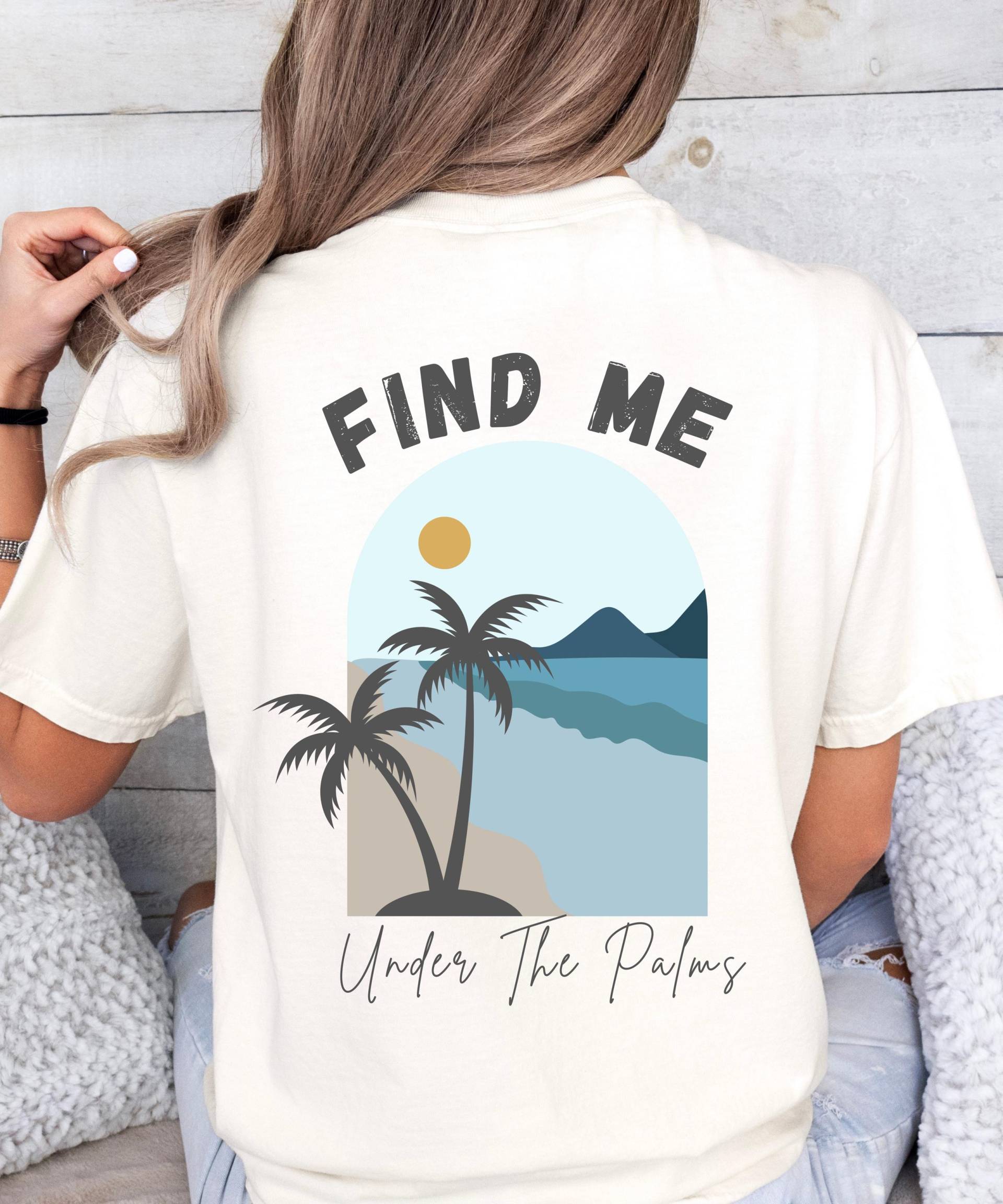 Urlaub Shirt | Sommer Reise-T-Shirts T-Shirts Urlaubs Vibes Unter Dem Palmen Reisen Mit Stil Fernweh Tragen Urlaub Shirt | Sommer Reise-T-Shirts T-Shirts Urlaubs Vibes Unter Dem Palmen Reisen Mit Stil Fernweh Tragen von KozeGraphics
