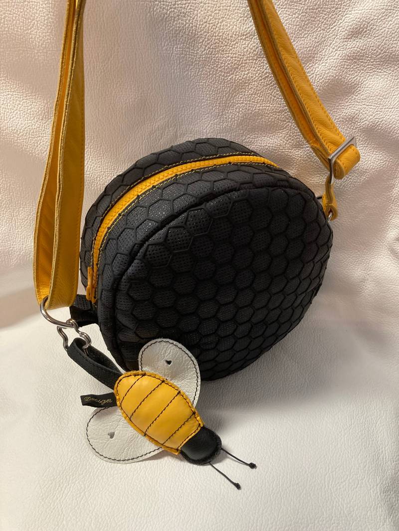 Design Tasche-Rund " Kleine Biene" von Krabbelpuschenfee