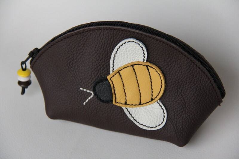 Schminktäschchenbienchen(Leder von Krabbelpuschenfee