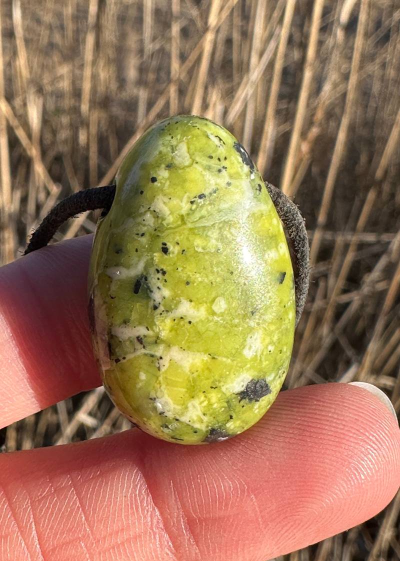 Echter Lizardit Anhänger Als Schutzstein von Kraftkristall