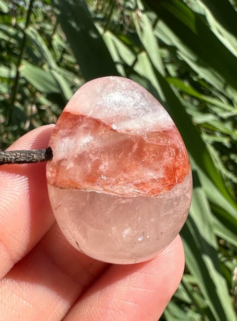 Hämatoid Anhänger Hämatitquarz Als Schutzstein von Kraftkristall