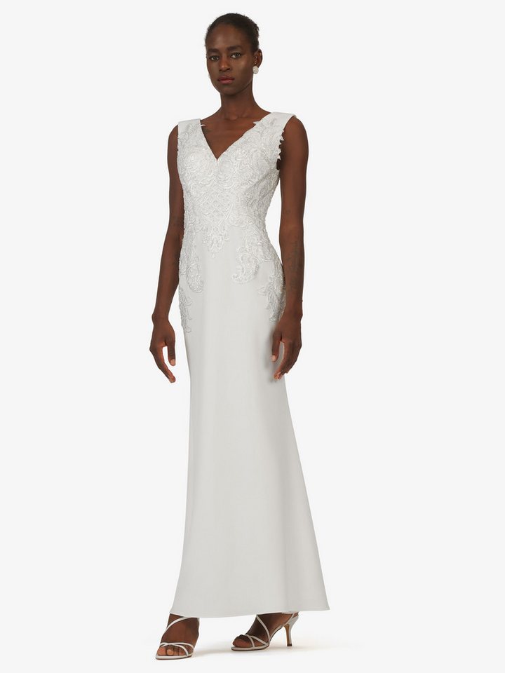 Kraimod Brautkleid mit V-Ausschnitt und Ornamentspitze von Kraimod