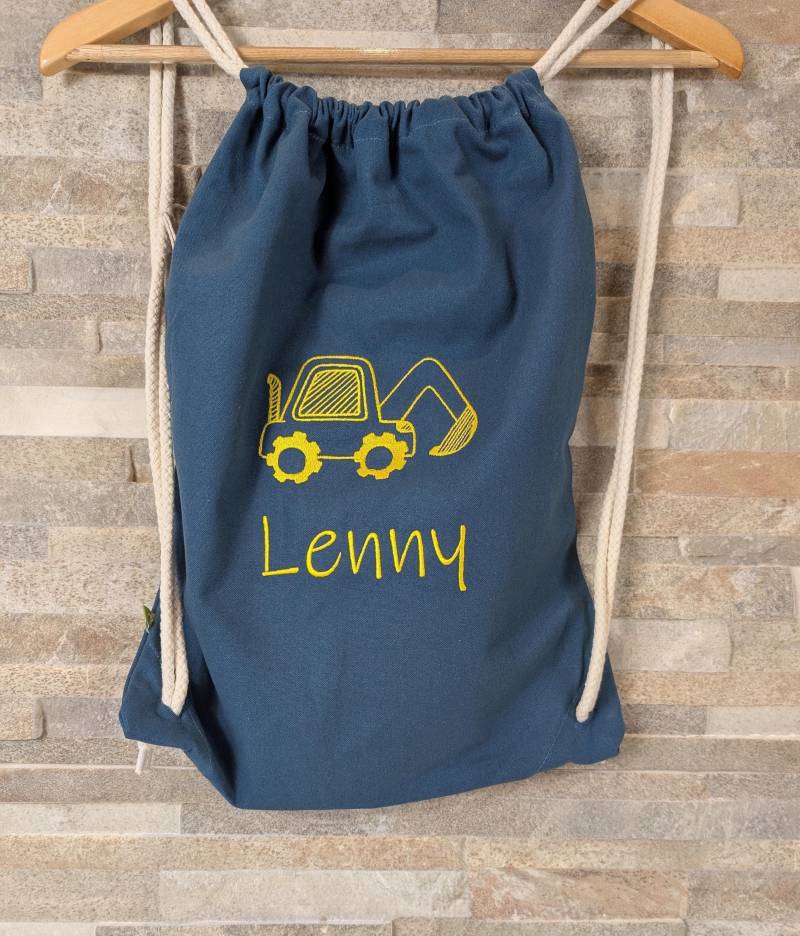 Personalisierter Turnbeutel Mit Fahrzeugmotiv Und Name Bagger Auto von Kreandzia