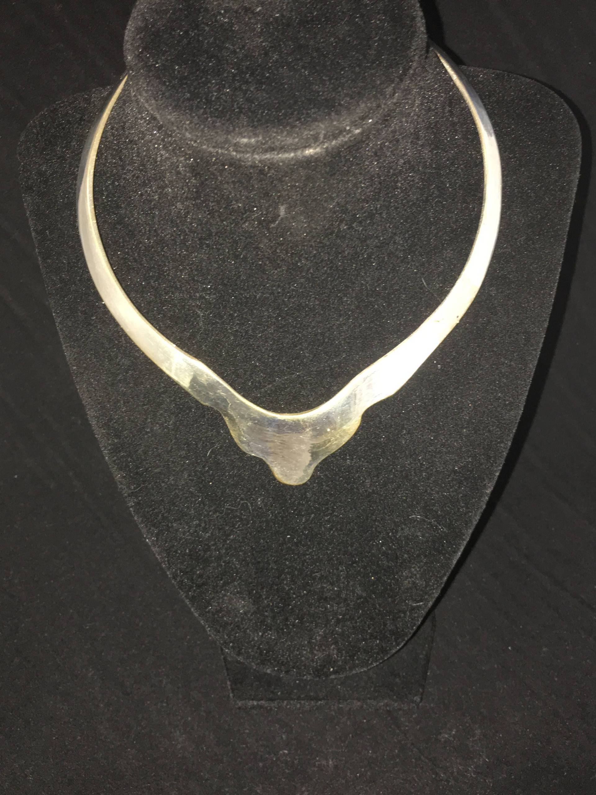 Silberne Metallkette Silberne Metallkette von KreatedbyKellyDesign