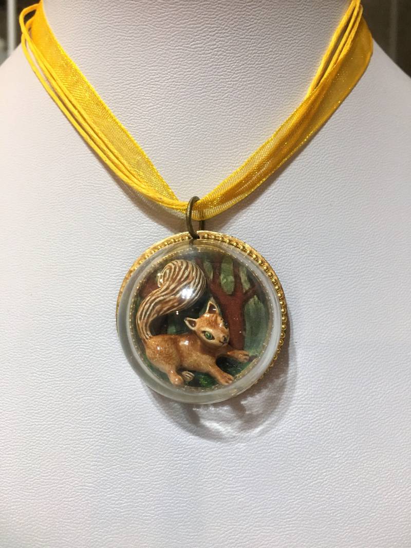 Eichhörnchen Sie in Einem Baum Messing Anhänger Glas Globus Cabochon Eichhörnchen Sie in Einem Baum Messing Anhänger Glas Globus Cabochon von KreationsByKristaArt