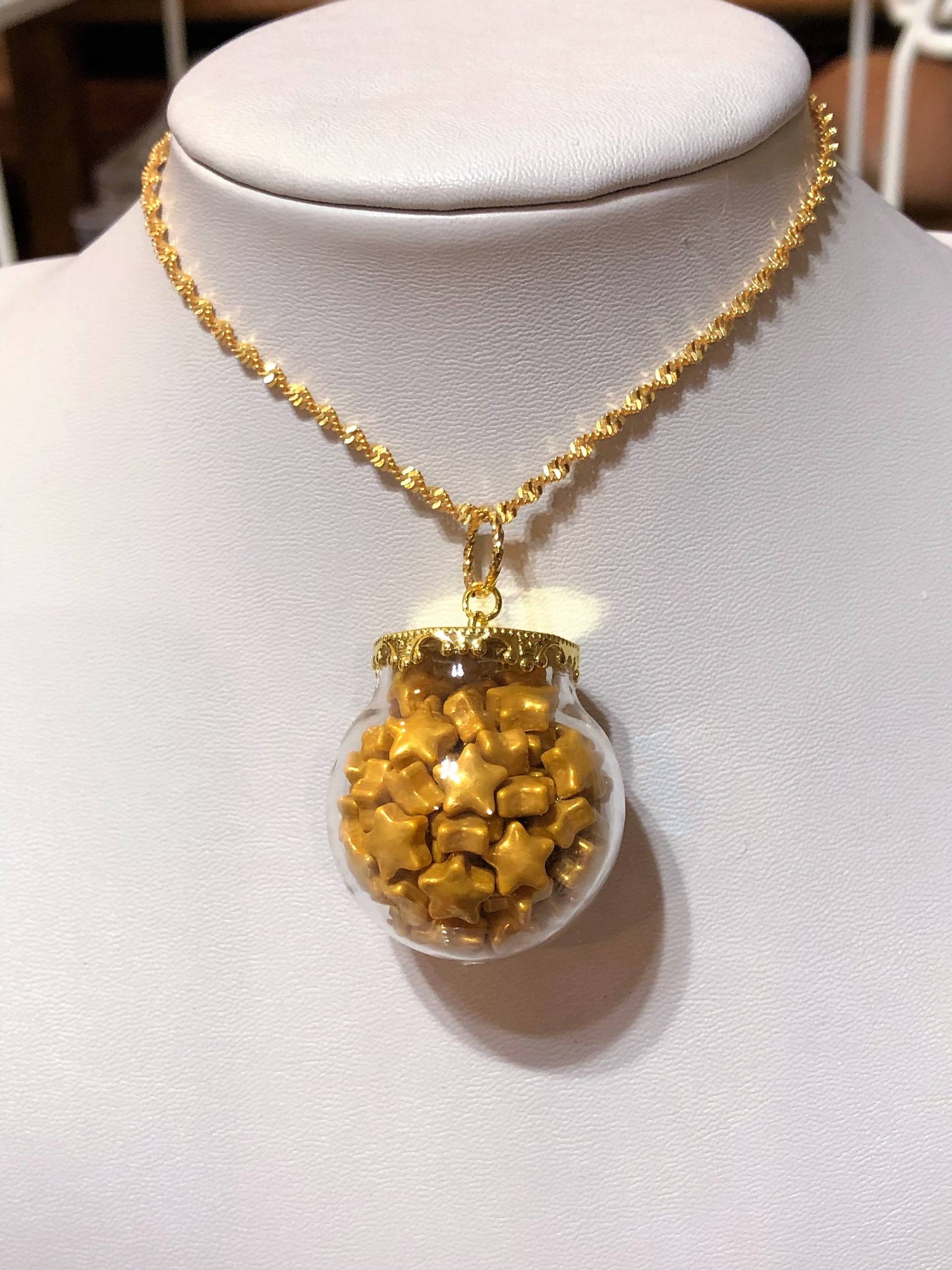 Glaskugel, Die Voll Von Goldenen Sternen Halskette Mit Goldkette Elfen Glaskugel, Die Voll Von Goldenen Sternen Halskette Mit Goldkette Elfen von KreationsByKristaArt