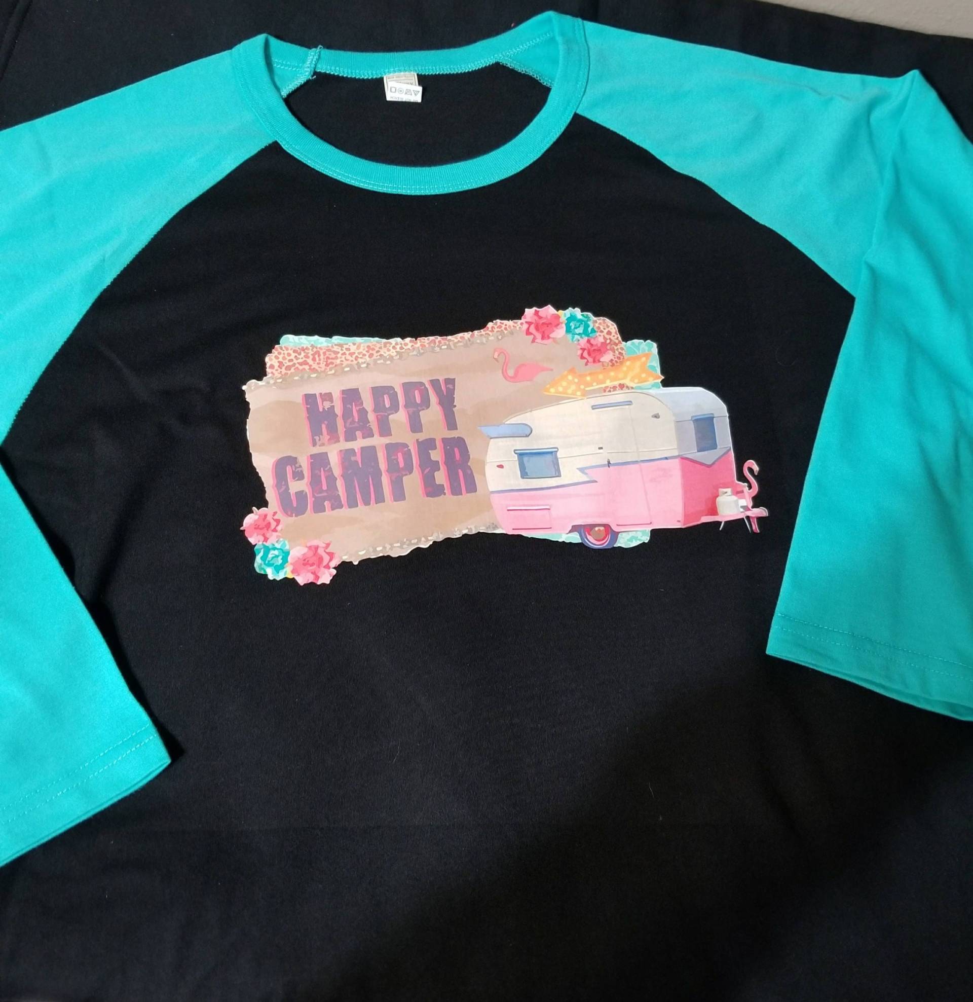 Glücklich Camper Baseball T-Shirt Glücklich Camper Baseball T-Shirt von KreationsbykelCo
