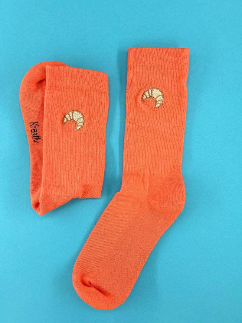 Croissant | Bestickte Socken Tennissocken Mit Design Orange von KreativAtelierStick