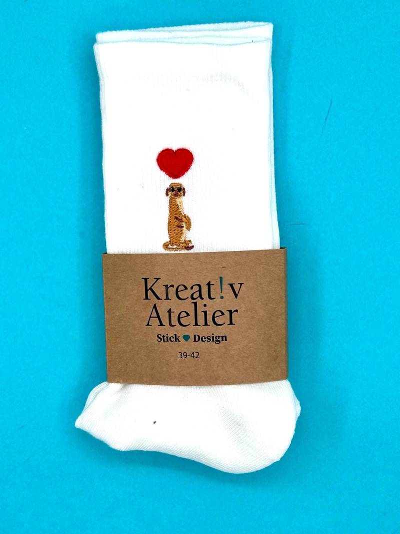 Erdmännchen Herz| Bestickte Socken Tennissocken Mit Design von KreativAtelierStick