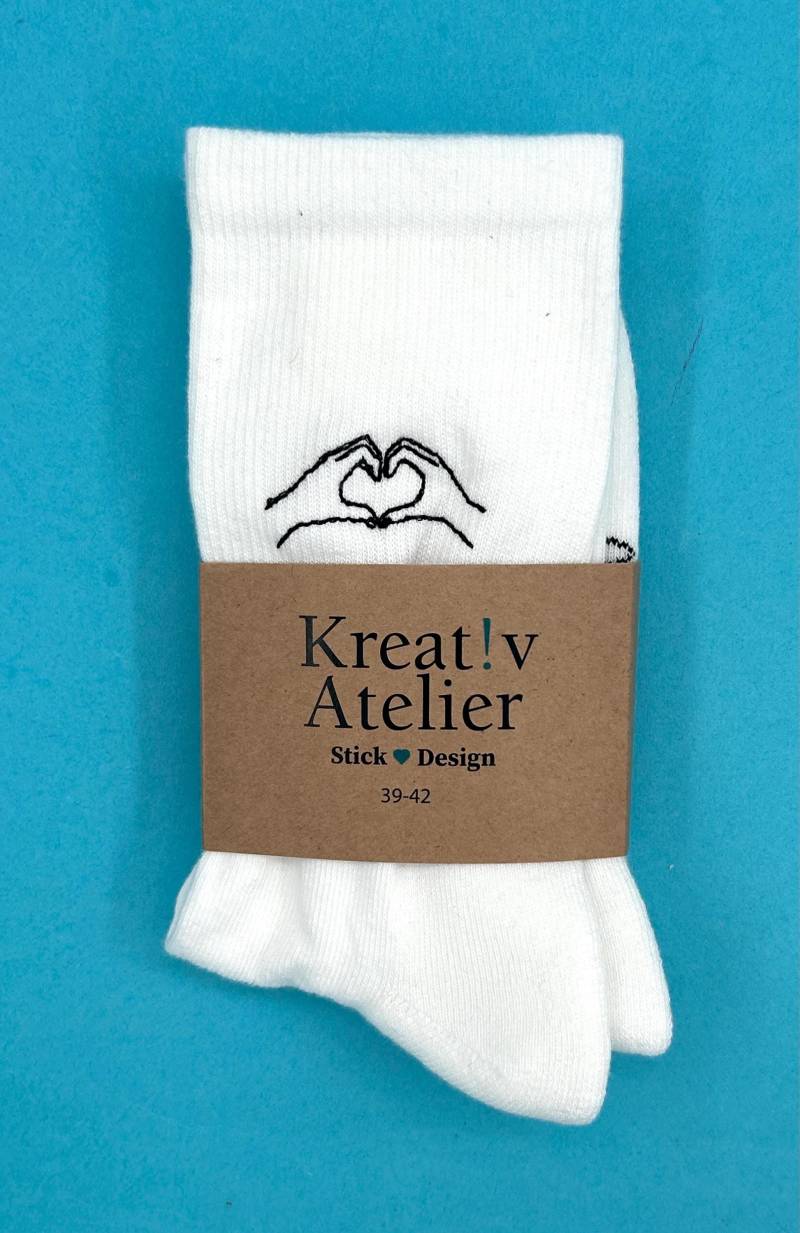 Herz| Bestickte Socken Tennissocken Mit Herz Design von KreativAtelierStick