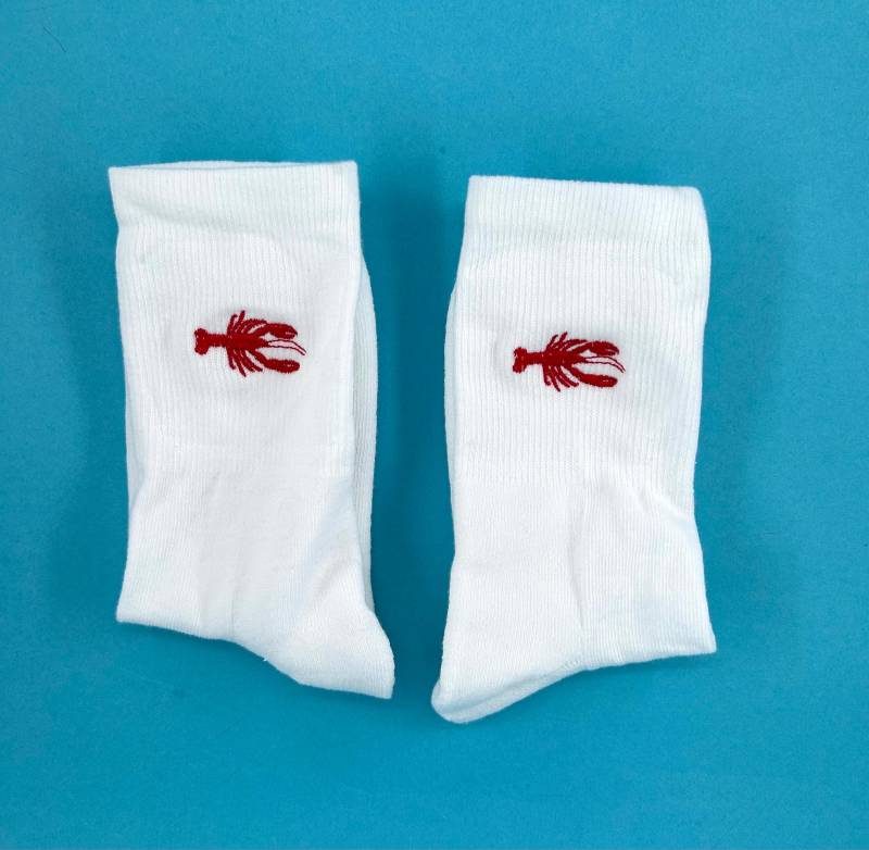 Hummer | Bestickte Socken Tennissocken Mit Design von KreativAtelierStick