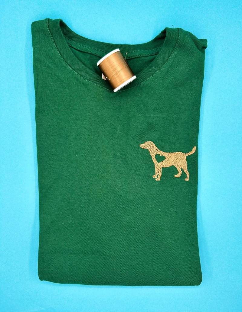 Labrador | Besticktes T-Shirt Unisex Baumwolle Verschiedene Farben Schriftzug Hund von KreativAtelierStick