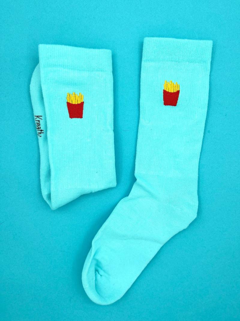 Pommes | Bestickte Socken Tennissocken Mit Design Türkis von KreativAtelierStick