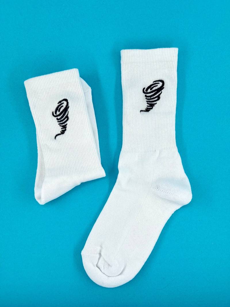 Tornado | Bestickte Socken Tennissocken Weiß Mit Design von KreativAtelierStick