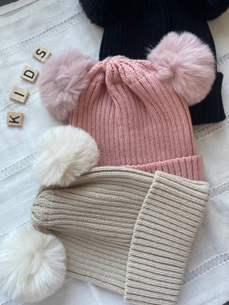 Kindermütze Mit Bommel von KreativFaSzINAtion