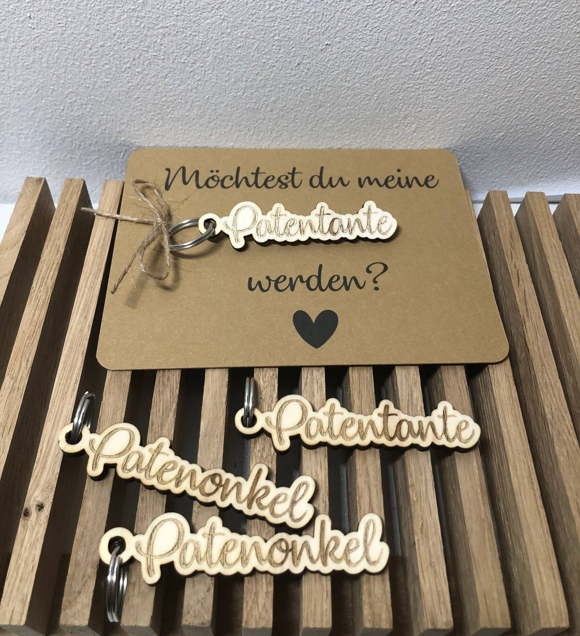 Schlüsselanhänger Anhänger Taufpate Taufzeuge Taufe Pate Patenonkel Patentante Geschenk Geschenidee Baby Karte Holz Graviert Gelasert Schlüsselanhänger Anhänger Taufpate Taufzeuge Taufe Pate Patenonkel Patentante Geschenk Geschenidee Baby Karte Holz Graviert Gelasert von KreativKorner