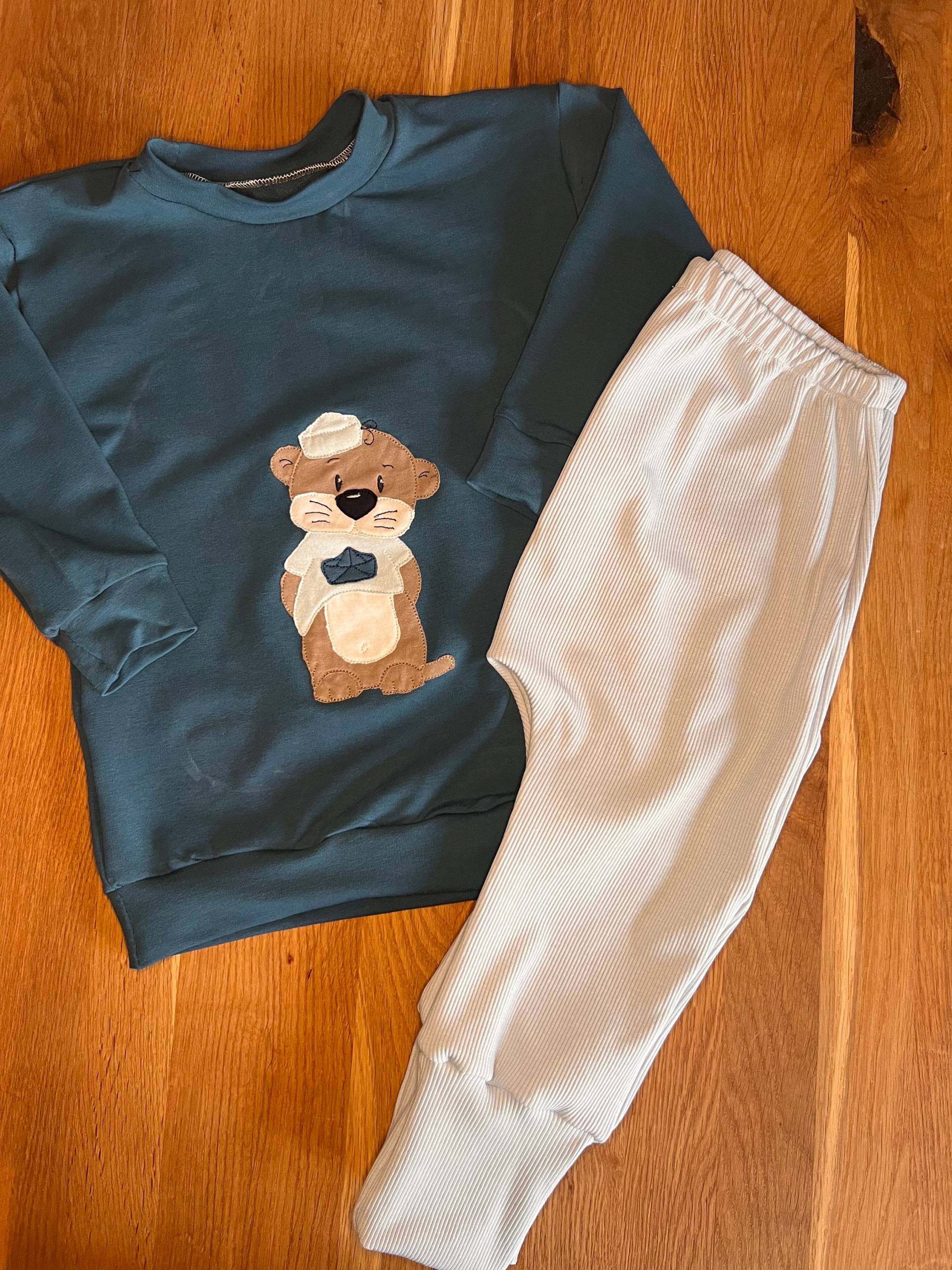 Sweatshirt/Pullover/Sweater Otter von KreativLoewin