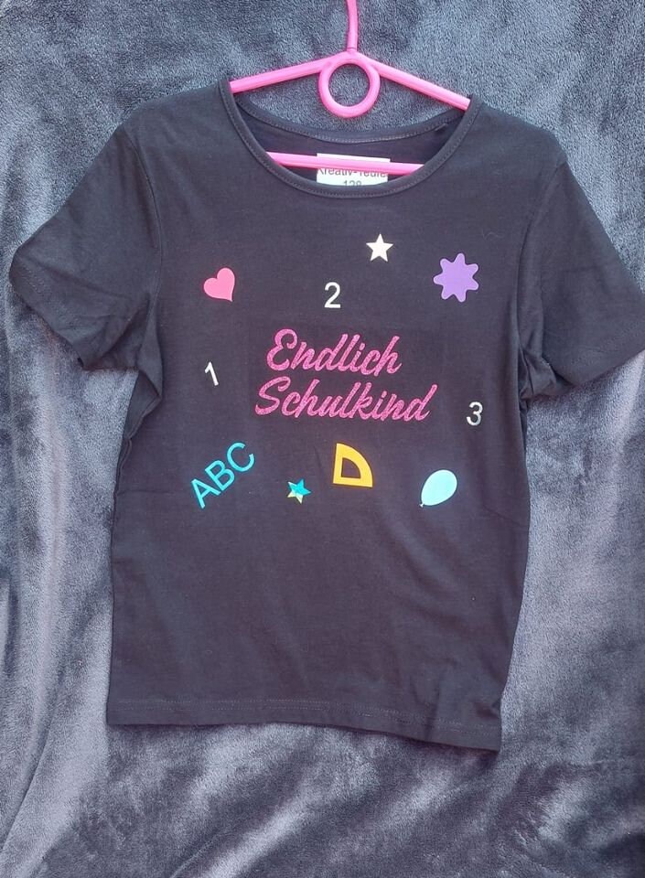 T-Shirt "Endlich Schulkind", Für Kita Abschluss, Verschiedene Farben Und Größen T-Shirt "Endlich Schulkind", Für Kita Abschluss, Verschiedene Farben Und Größen von KreativTeufel