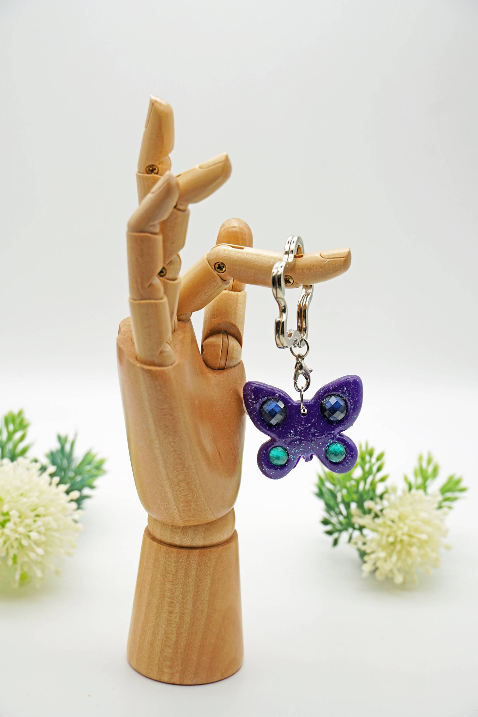 Glitzer Schmetterling Schlüsselanhänger - Lila Aus Fimo - Polymer Clay Figures - Glücksbringer - Keychains, Muttertag Glitzer Schmetterling Schlüsselanhänger - Lila Aus Fimo - Polymer Clay Figures - Glücksbringer - Keychains, Muttertag von KreativZauber