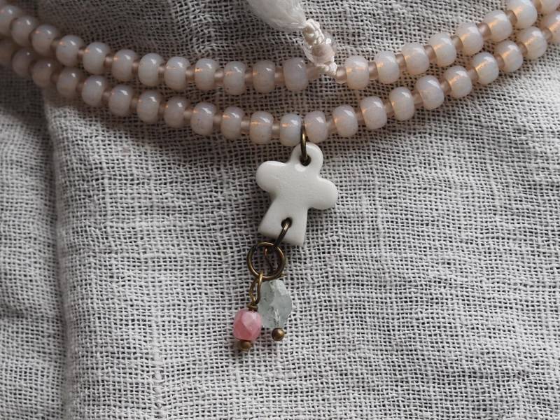 Halskette, Halskette Miyuki Glasperlen 6 Mm, Anhänger Kreuz, Porzellankreuz, Aquamarine, Perlenschmuck, Nude-Rose Halskette, Halskette Miyuki Glasperlen 6 Mm, Anhänger Kreuz, Porzellankreuz, Aquamarine, Perlenschmuck, Nude-Rose von KreativatelierCocon