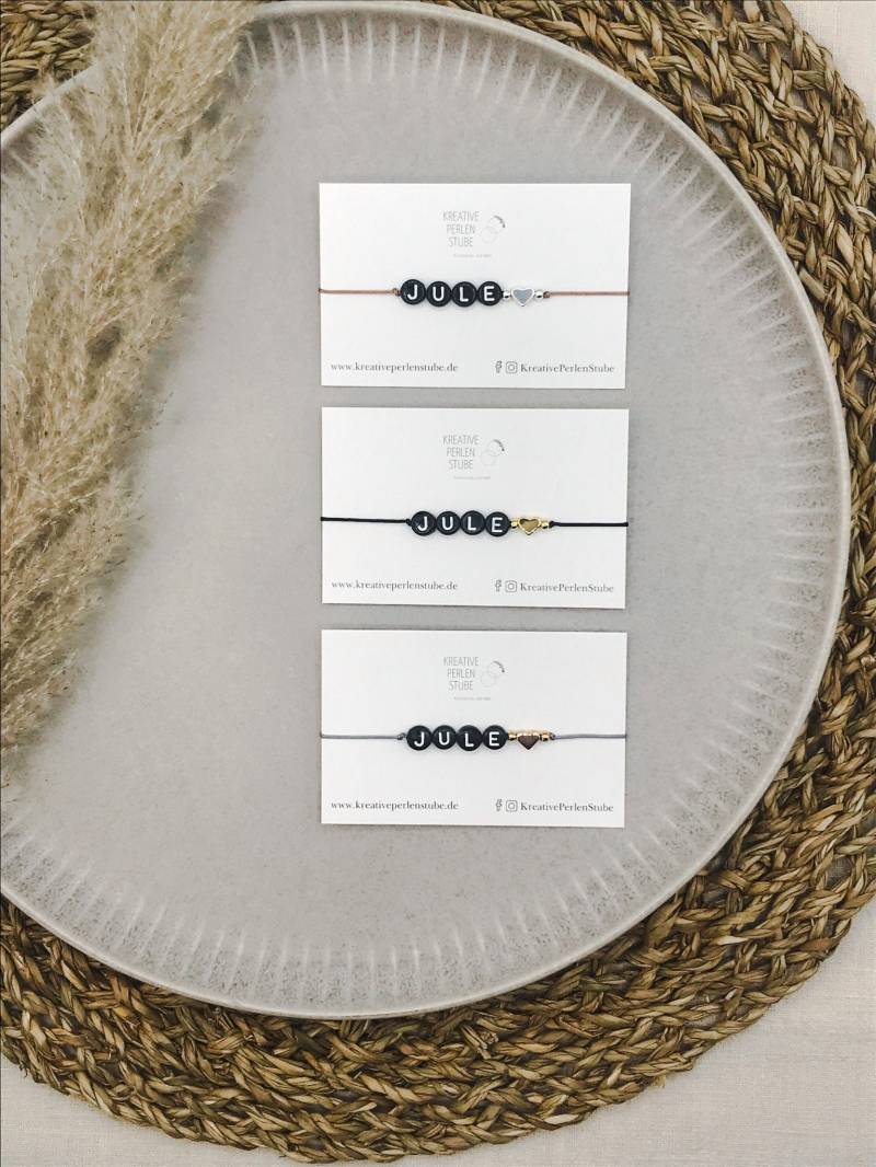 Filigranes Makramee Armband Personalisiert Name Metallperlen Herz Freundschaftsarmbänder Zartes Mehrere Farben von KreativePerlenStube