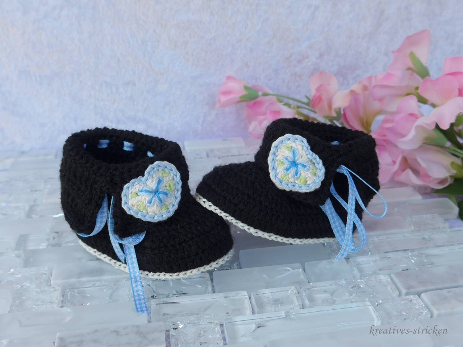 Gehäkelte Trachtenschuhe, Unikat von KreativesStricken