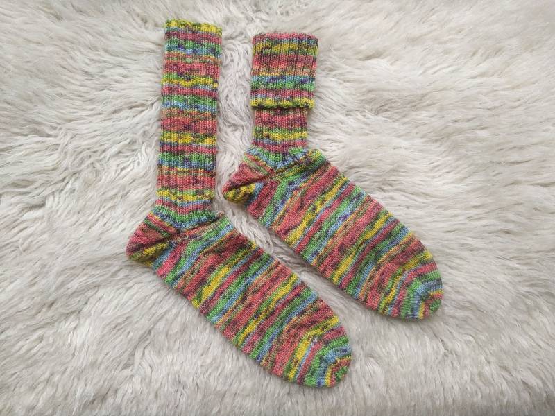 Handgestrickte Wollsocken Größe 42/43, Fußlänge 27, 50 % Als Spende Für Ruanda Handgestrickte Wollsocken Größe 42/43, Fußlänge 27, 50 % Als Spende Für Ruanda von KreativesVonHecky