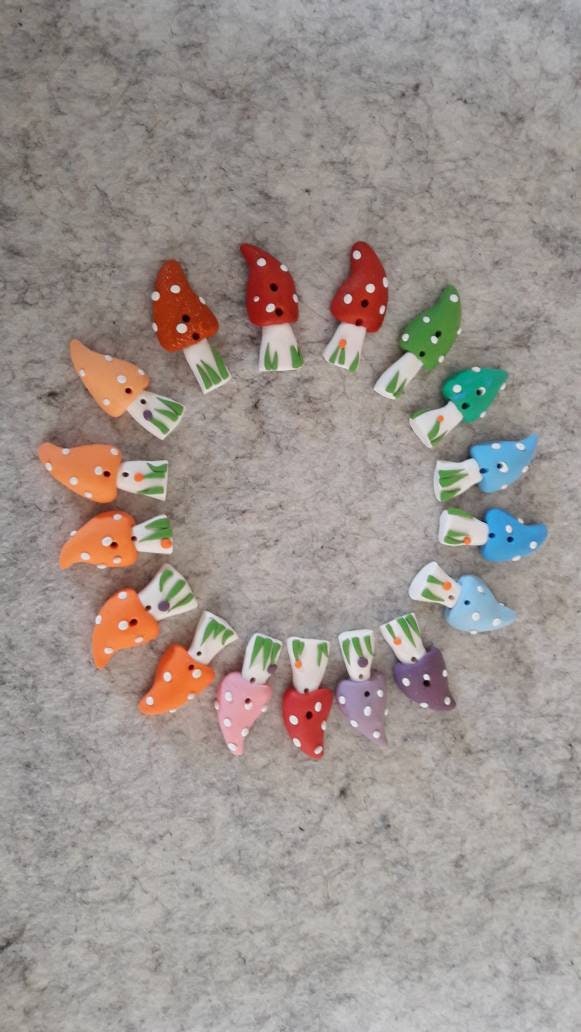 Knöpfe Fliegenpilz Bunt Gemischt von Kreativgeschichten