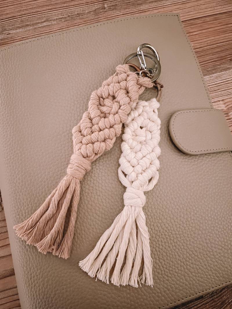 Boho Makramee Schlüsselanhänger Boho Makramee Schlüsselanhänger von Kreativlaedchenkatlx